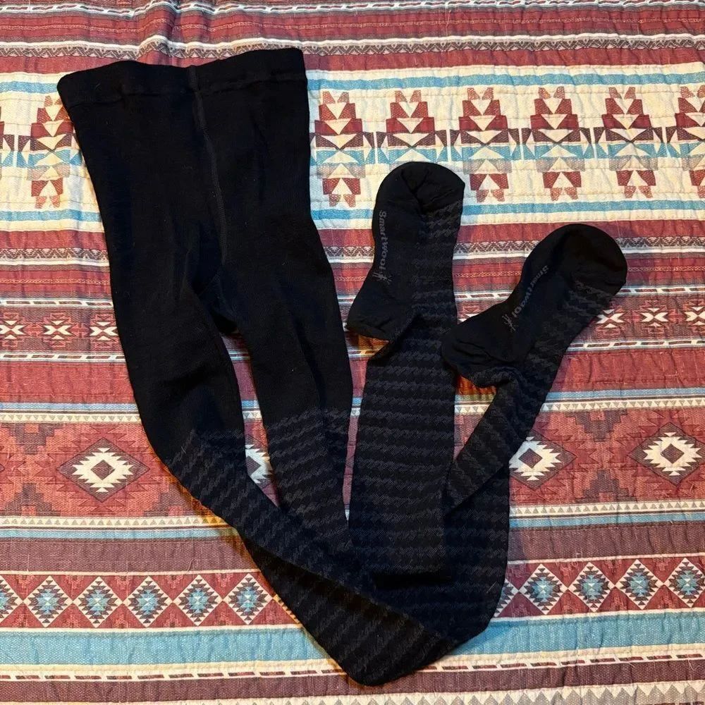 Smartwool women’s Black Patterned Tights Size medium - Picture 4 of 5